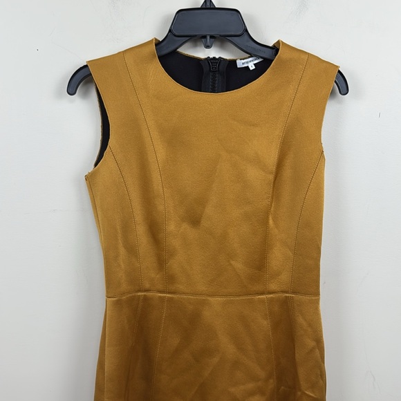 ARTHUR MENDONÇA Elegant Gold Sleeveless sheath Dress 4 - Picture 3 of 9